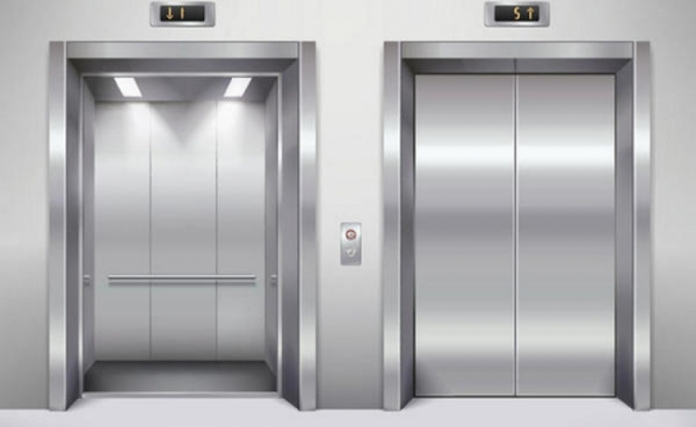 ¿Quién es el responsable de la mantención y buen funcionamiento de los ascensores o escaleras mecánicas?